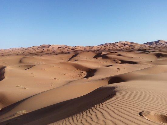 Mari Desert Camp 메르주가 외부 사진