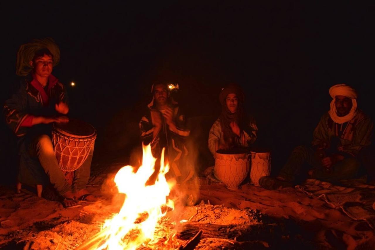 Mari Desert Camp 메르주가 외부 사진